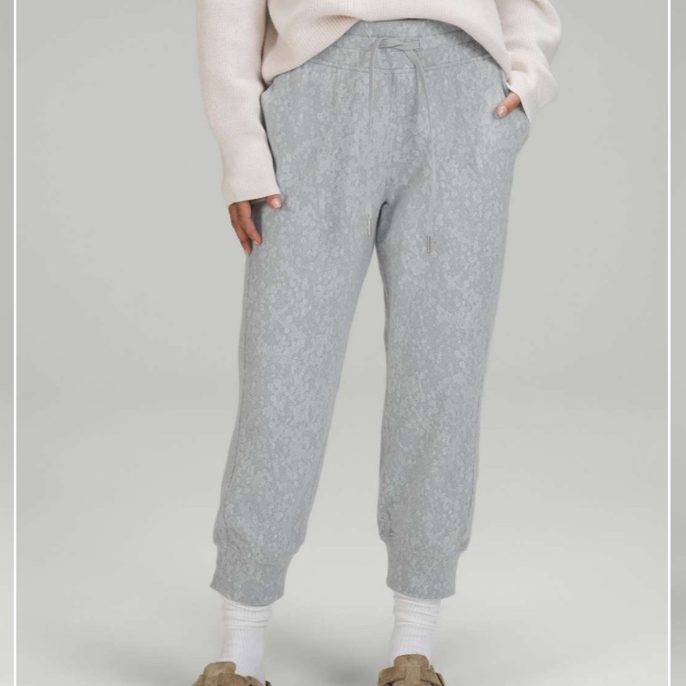 Lululemon Ready to Rulu jogger crops in silver speckle print